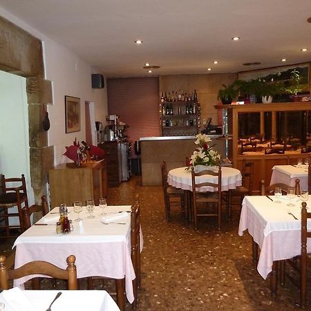 מלון Amer Restaurant Fonda Giralt מראה חיצוני תמונה