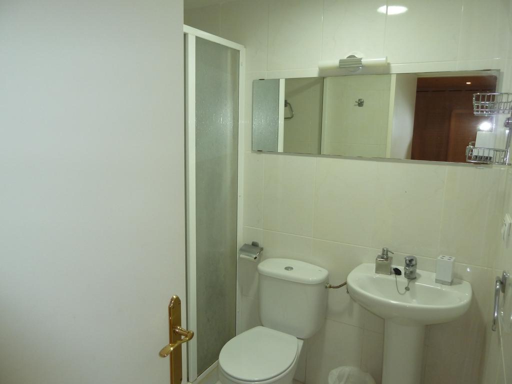 מלון Amer Restaurant Fonda Giralt חדר תמונה